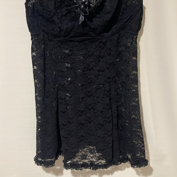 New With Tags Torrid Women’s Black Lace Wired Bra Lingerie Size 1 - Picture 4 of 12